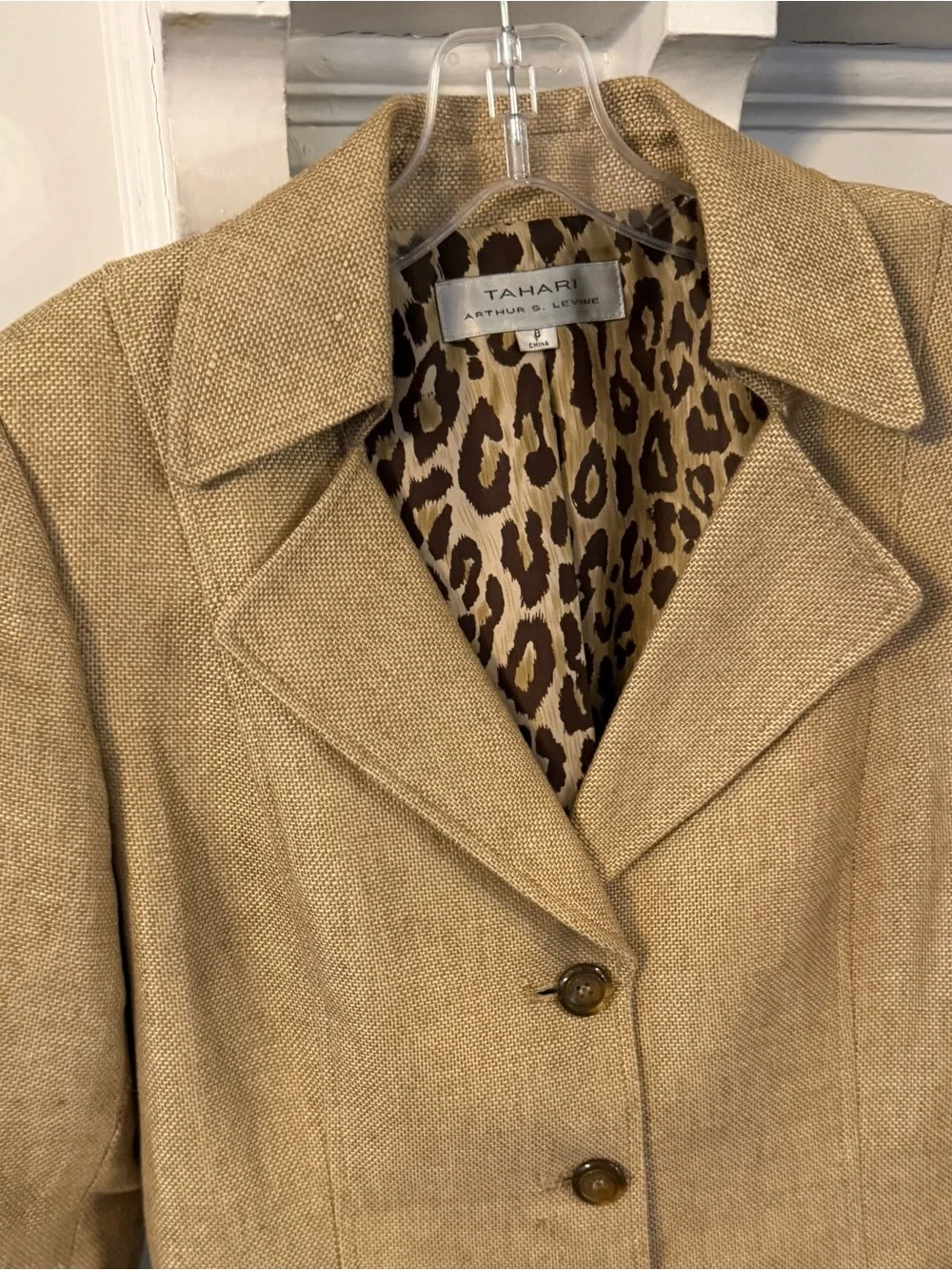 Tahari Arthur S Levine excellent women’s